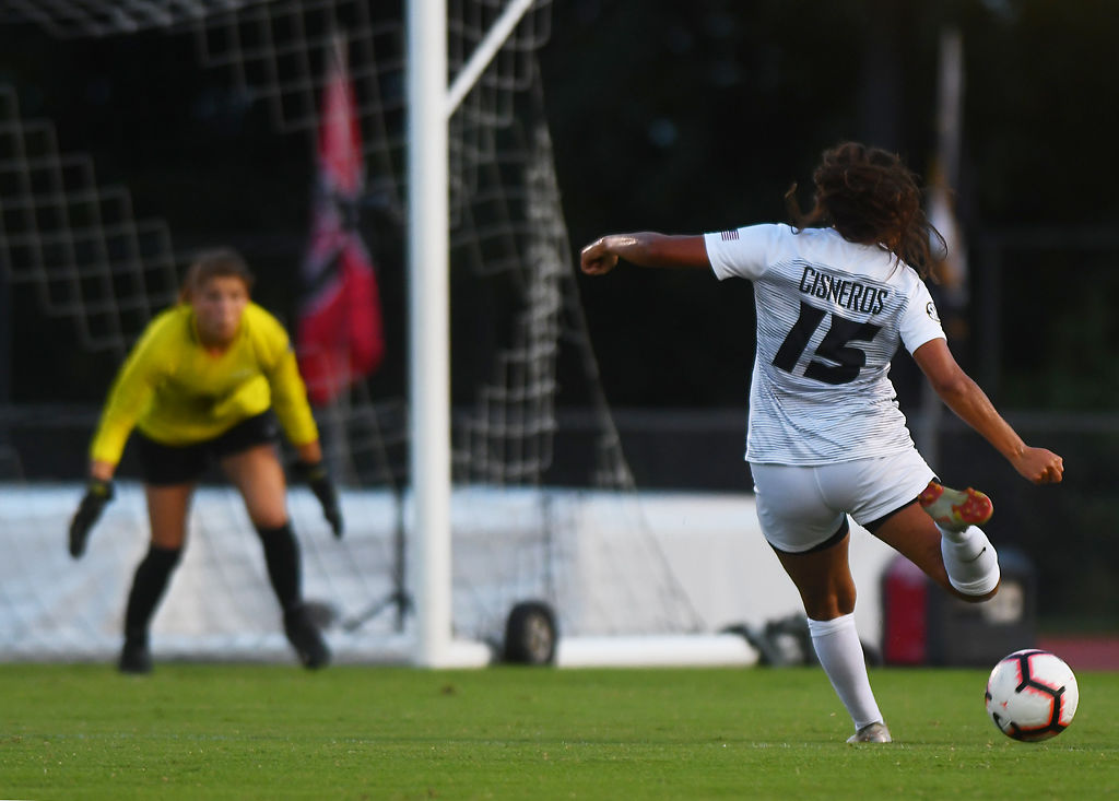 Julissa Cisneros takes a shot against Murray State